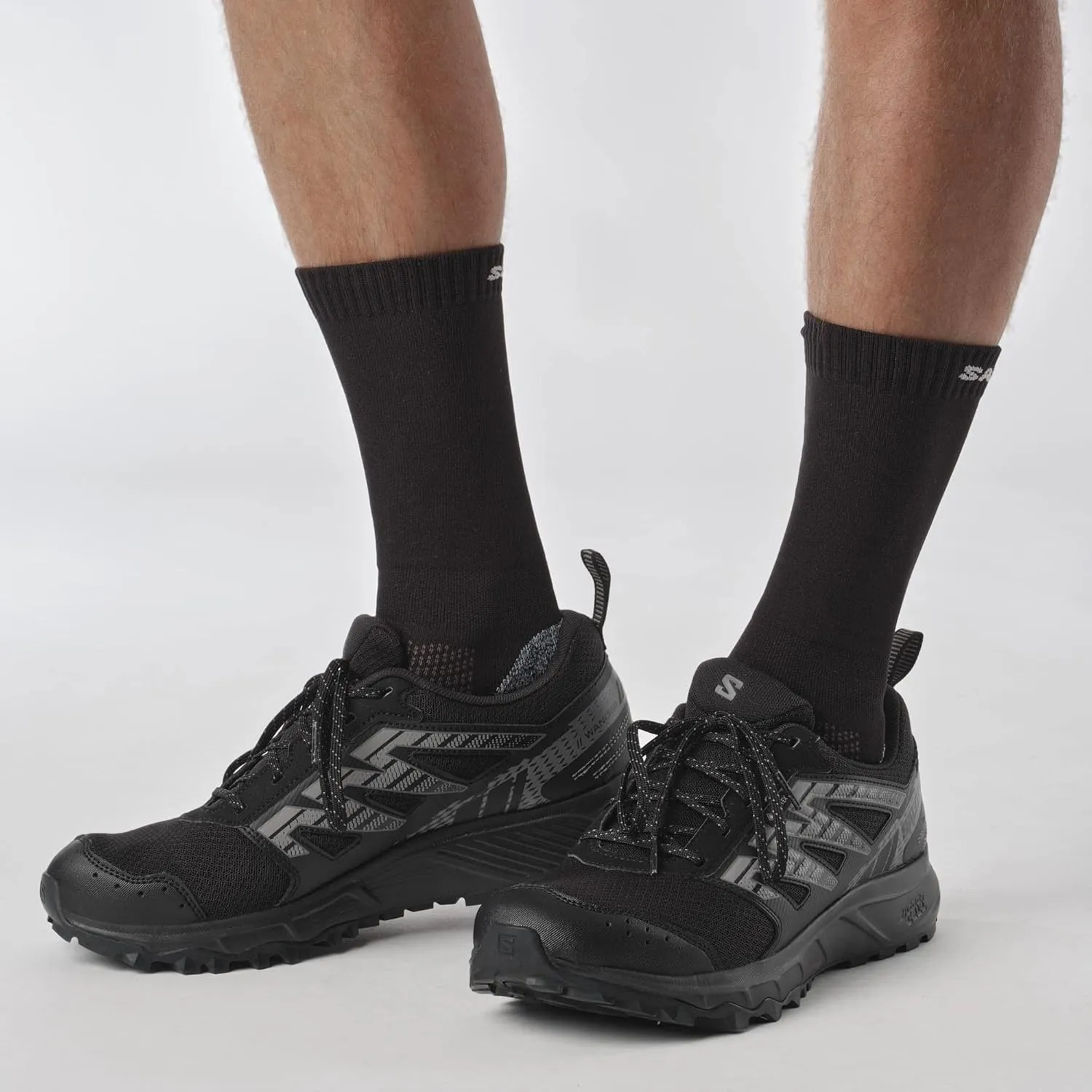 Salomon Men's Wander Gore-tex Hiking Shoe