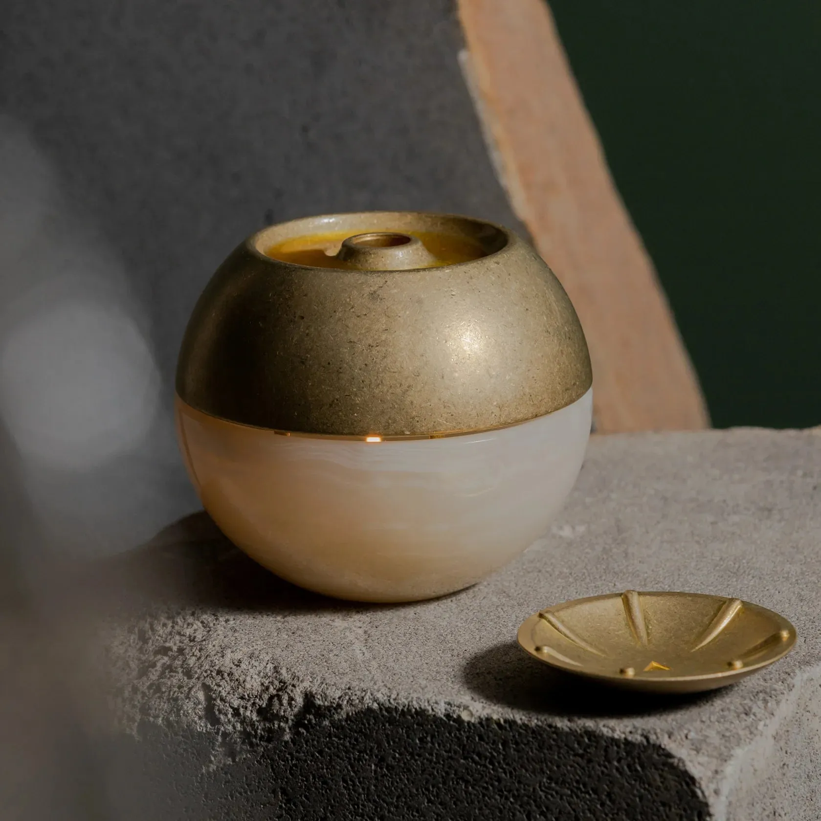 Salus X Christopher Boots Oil Burner